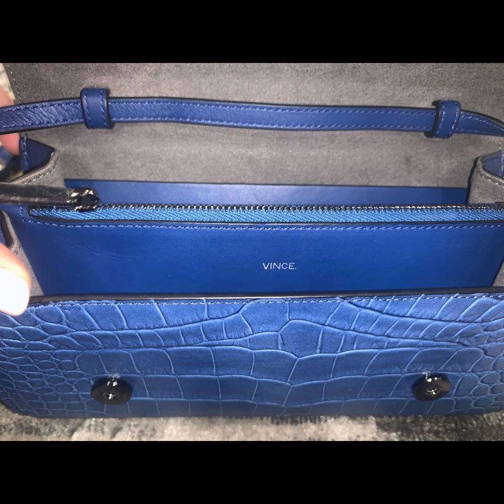 VINCE Croc Embossed Leather Crossbody Bag - Picture 2 of 5
